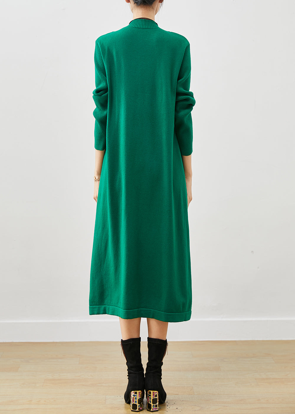 Polished Dress with an Effortless Classic Look