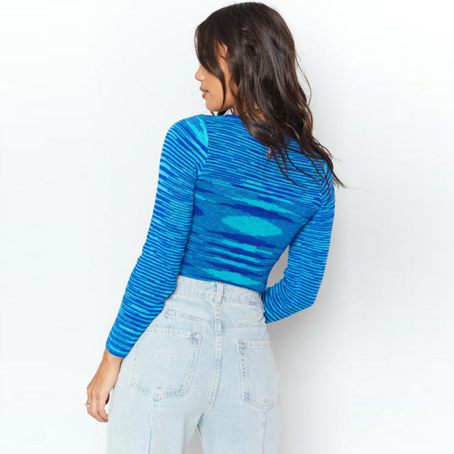 Classic Vintage Sweater with a Flattering Fit