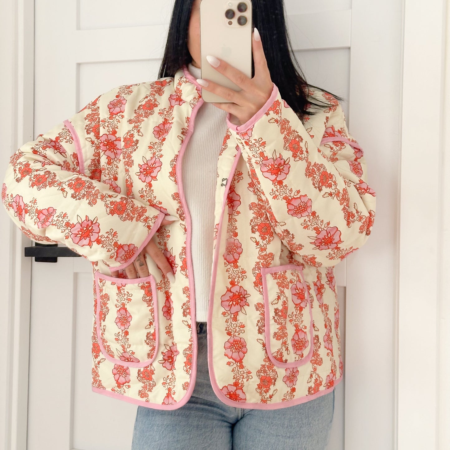 Elegantly Styled Jacket for Everyday Wear