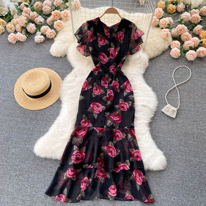 Classic Vintage Dress with a Flattering Fit
