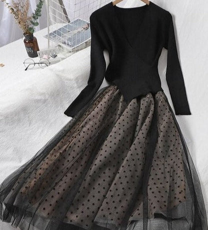 Effortlessly Elegant Garment with a Timeless Design