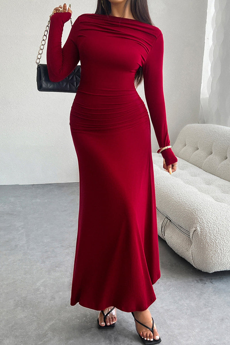 Beautifully Crafted Dress in a Classic Style