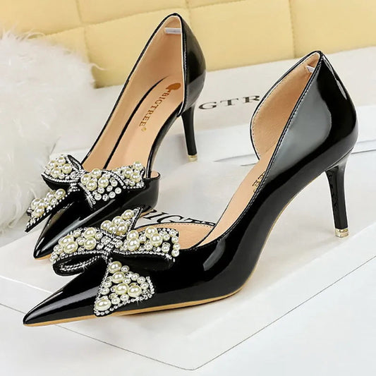 Classic Vintage Heels with a Flattering Fit
