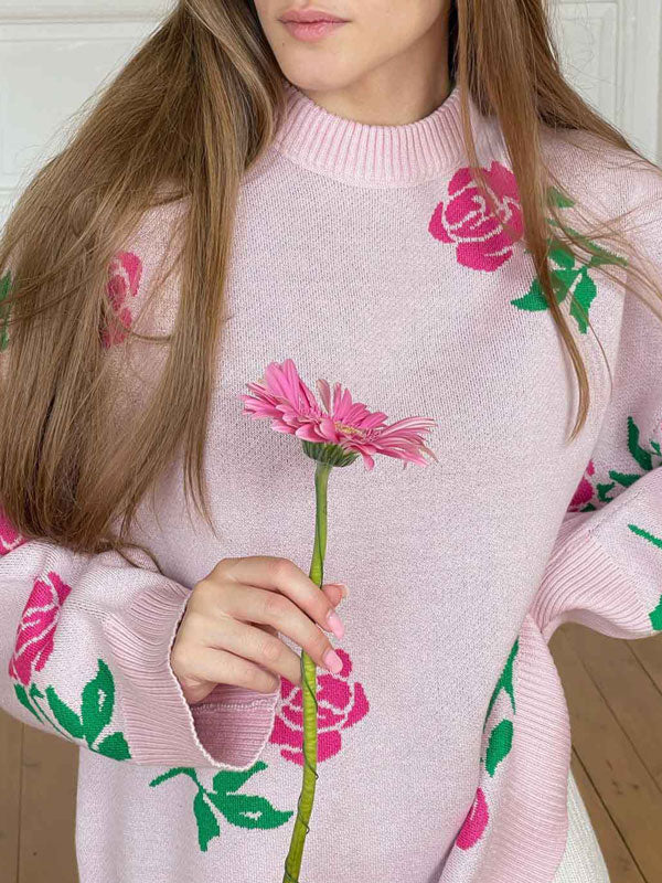 Beautifully Finished Sweater in a Timeless Design