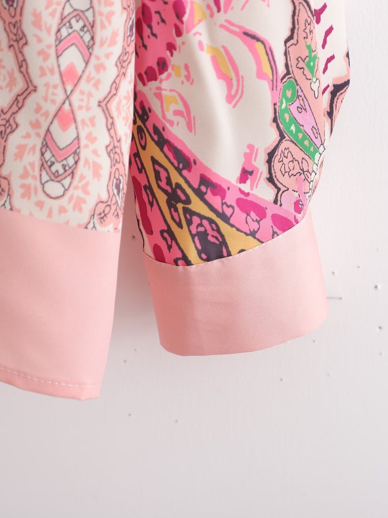 Beautifully Crafted Blouse in a Classic Style