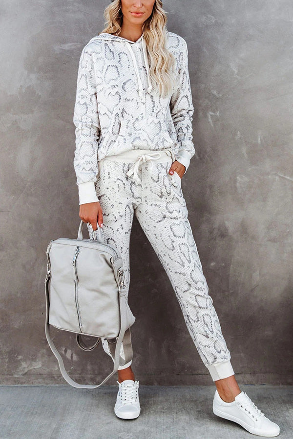 Elegantly Styled Pants for Everyday Wear