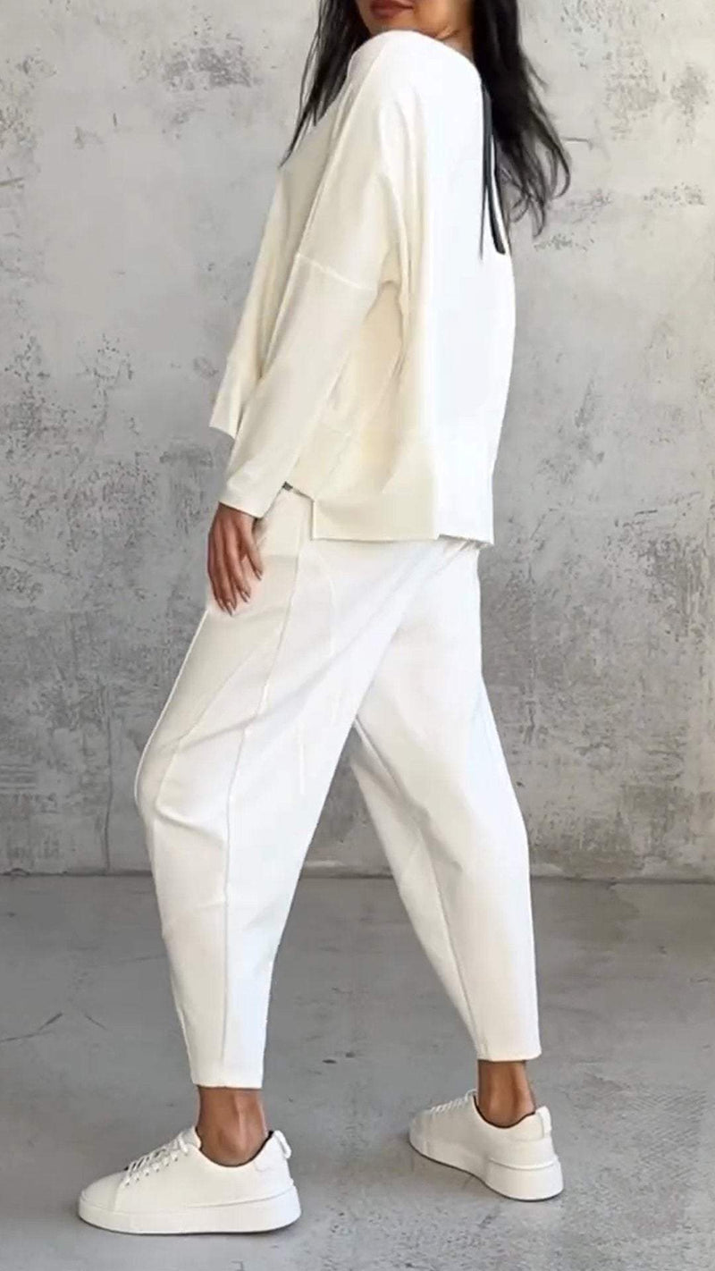 Effortlessly Elegant Garment with a Timeless Design