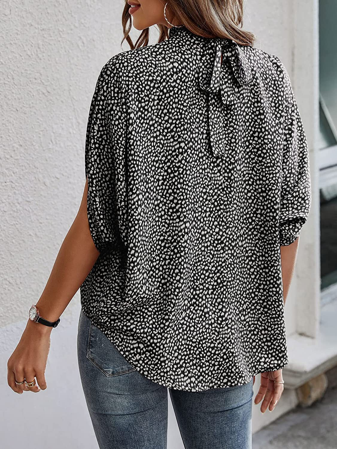 Elegantly Styled Blouse for Everyday Wear