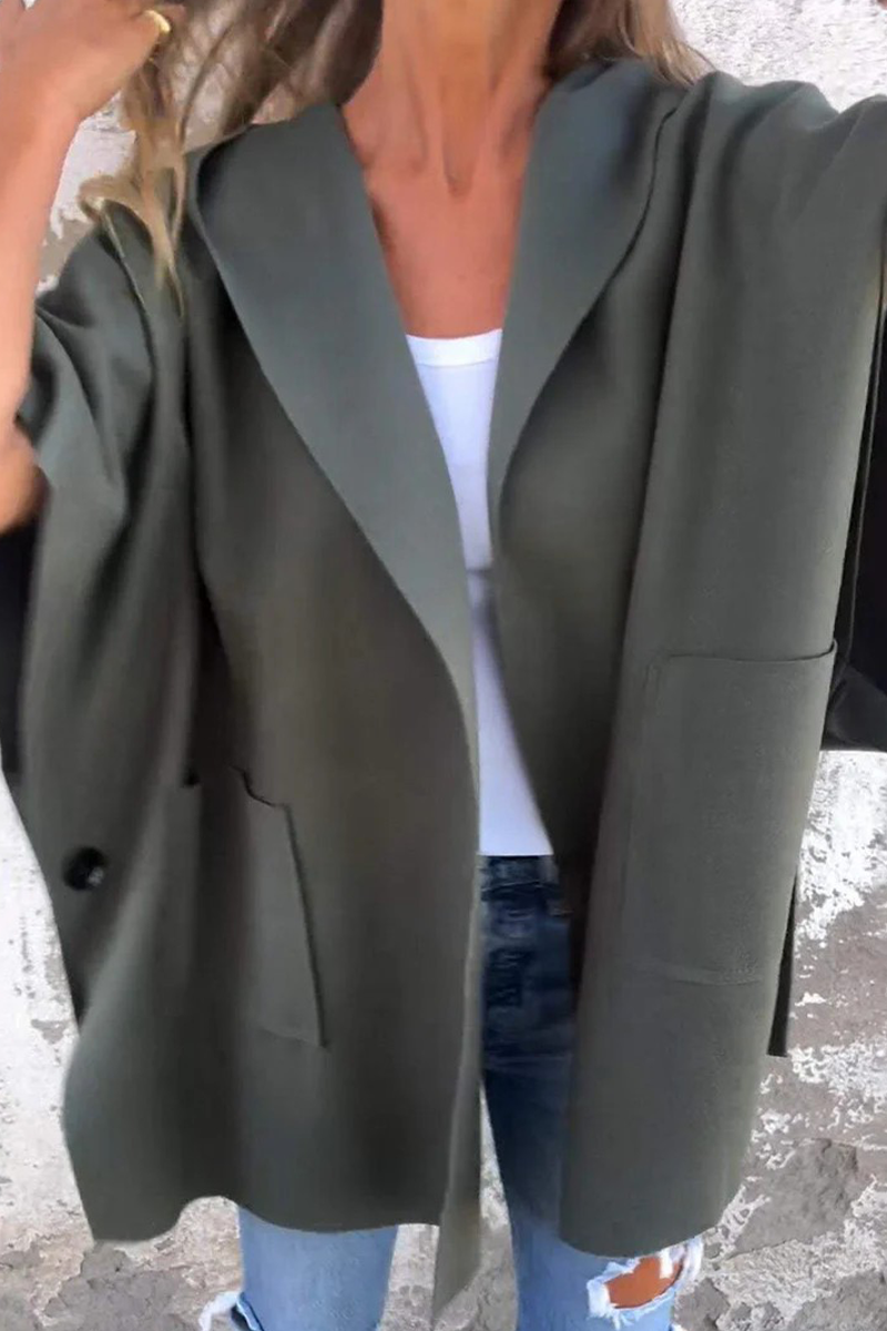 Sophisticated Garment with a Clean Classic Look