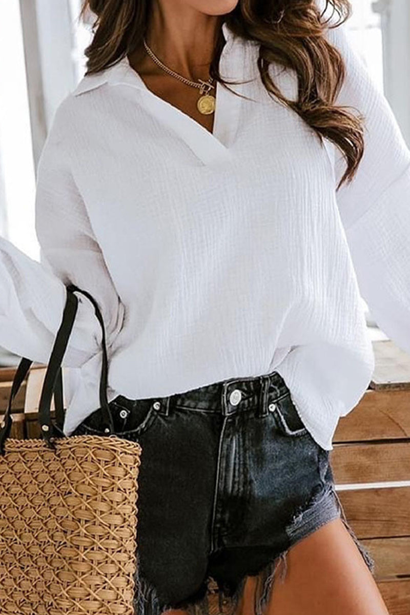 Beautifully Crafted Blouse in a Classic Style