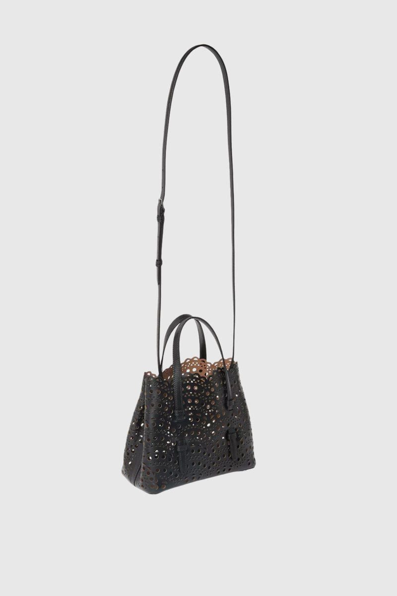 Gracefully Styled Bag for Any Occasion
