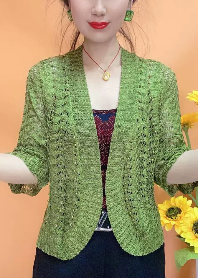 Classic Vintage Cardigan with a Flattering Fit