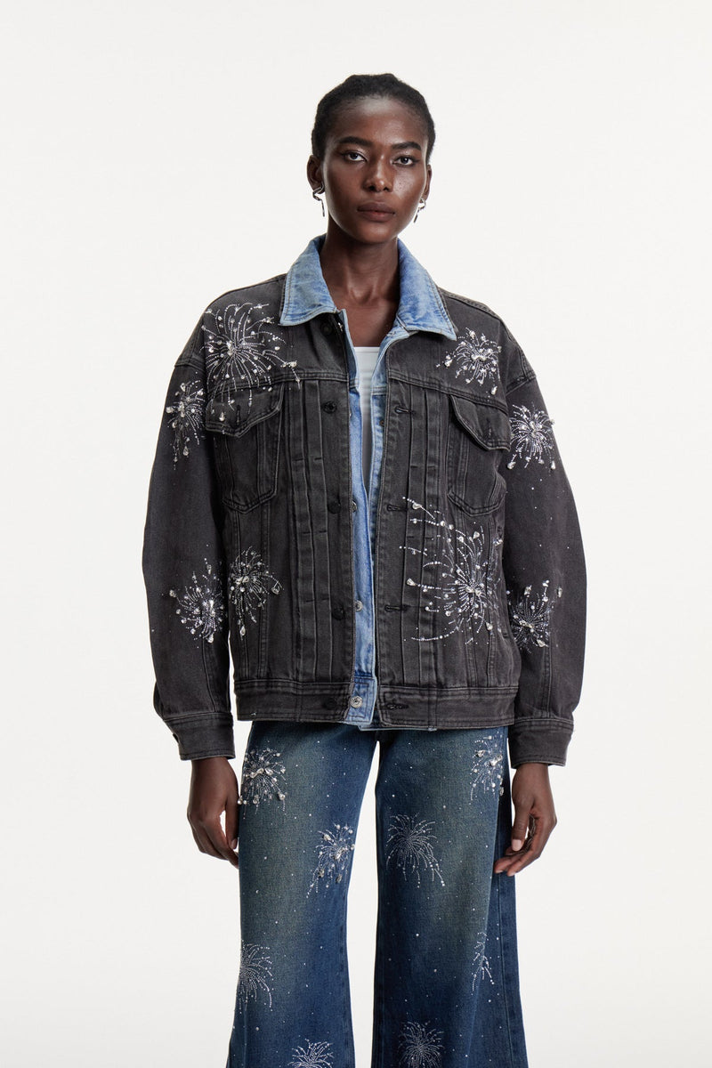 Sophisticated Jacket with a Clean Classic Look
