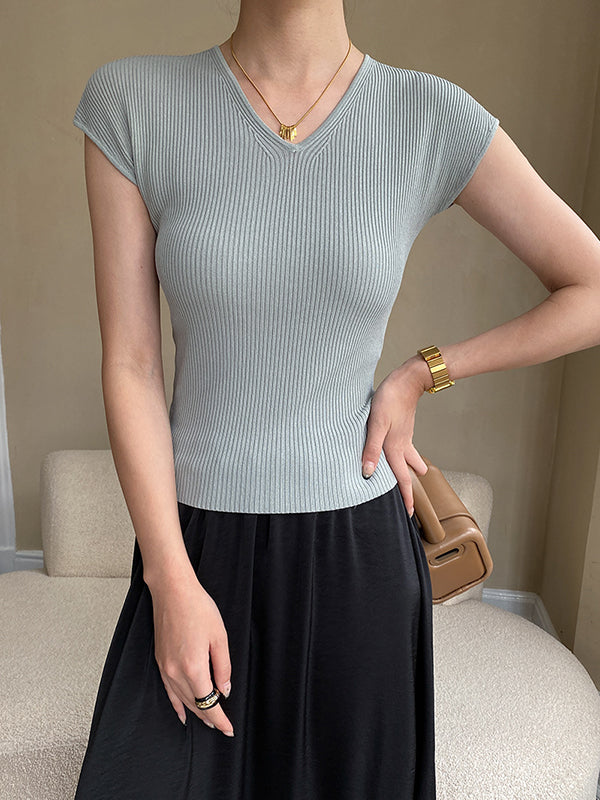 Gracefully Styled T-Shirt for Any Occasion