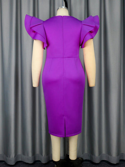 Gracefully Styled Dress for Any Occasion