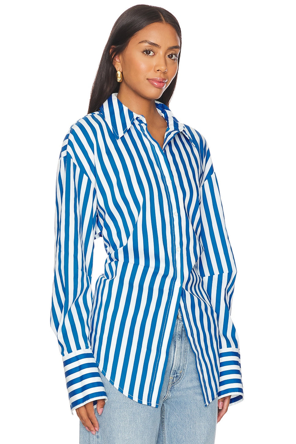 Effortlessly Elegant Shirt with a Timeless Design