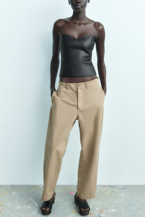 Effortlessly Elegant Top with a Timeless Design
