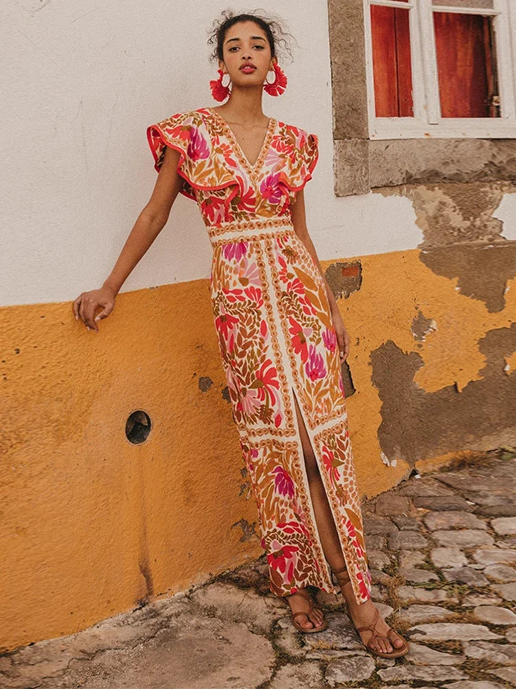 Beautifully Crafted Dress in a Classic Style