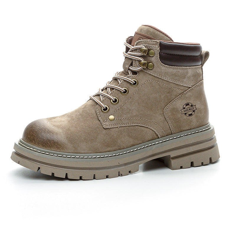 Effortlessly Elegant Boots with a Timeless Design