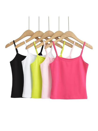 Well Tailored Top with a Graceful Silhouette