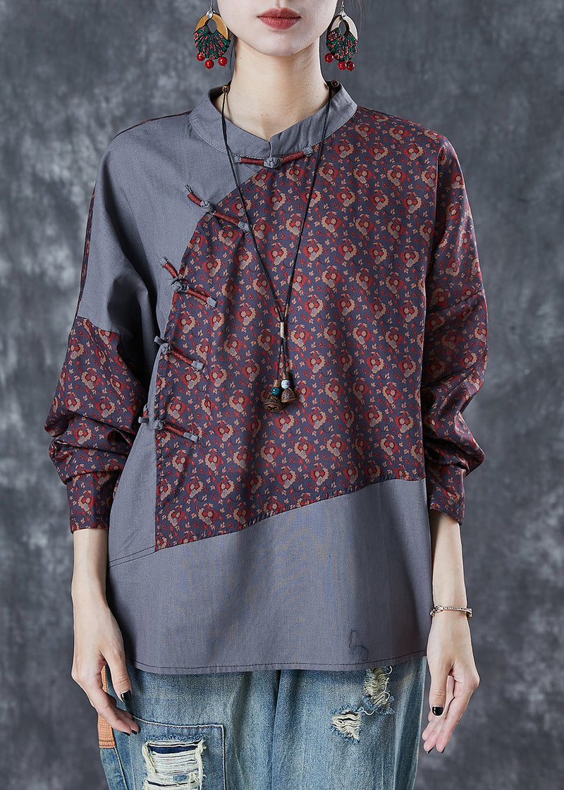 Well Tailored Top with a Graceful Silhouette