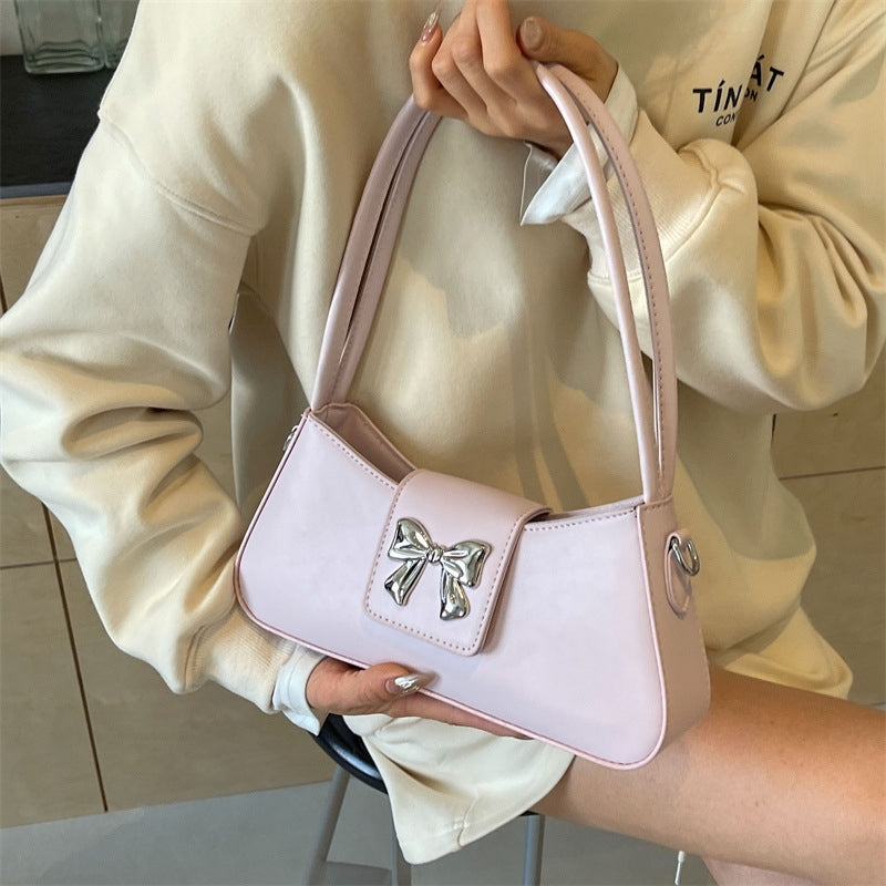 A Vintage Style Bag with Delicate Timeless Details
