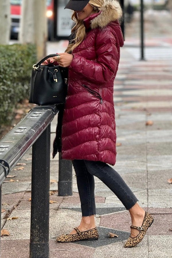 Beautifully Finished Coat in a Timeless Design