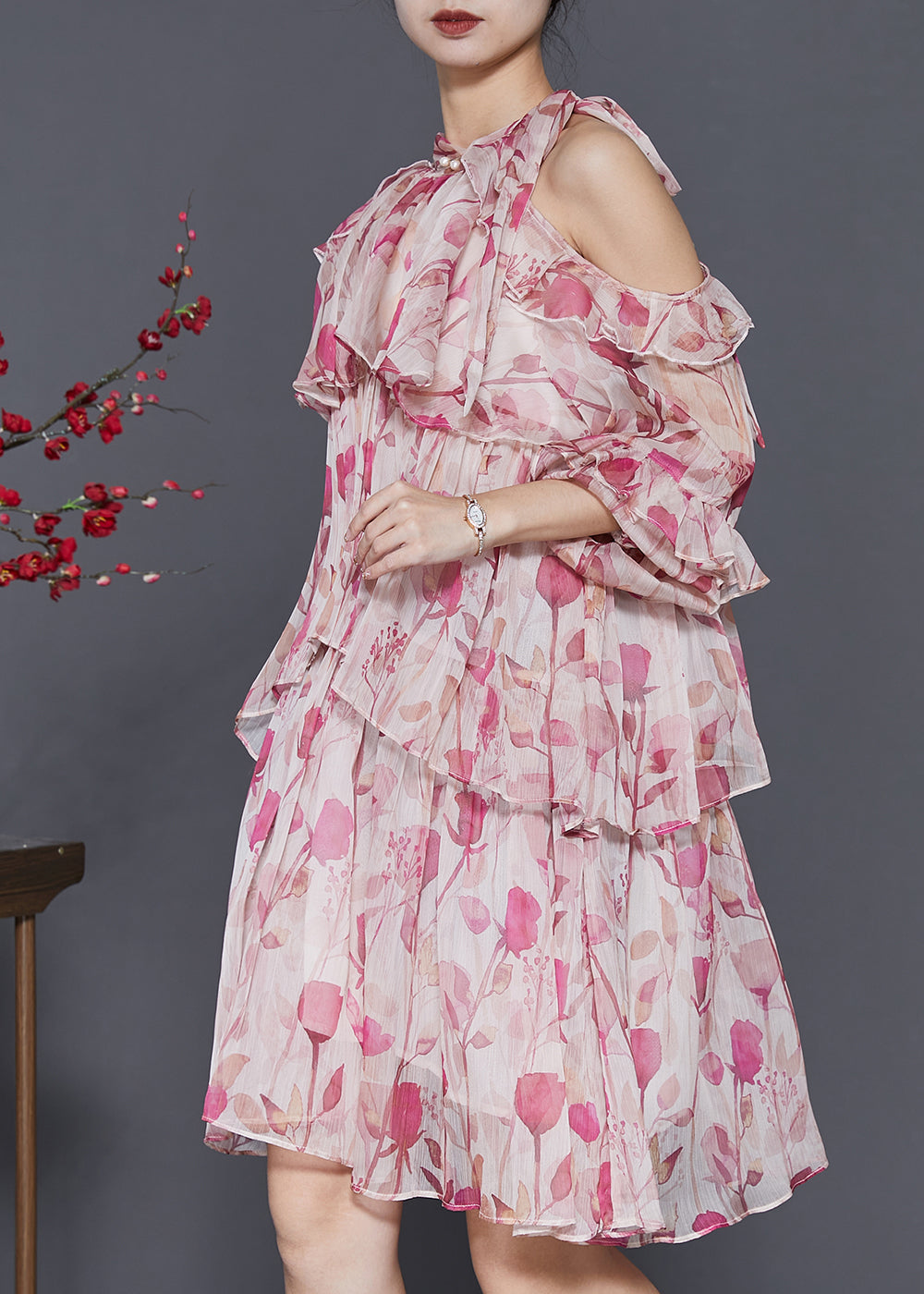 Classic Vintage Dress with a Flattering Fit
