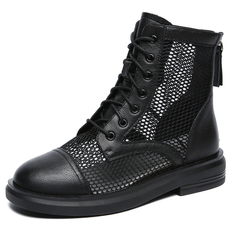 Well Tailored Boots with a Graceful Silhouette
