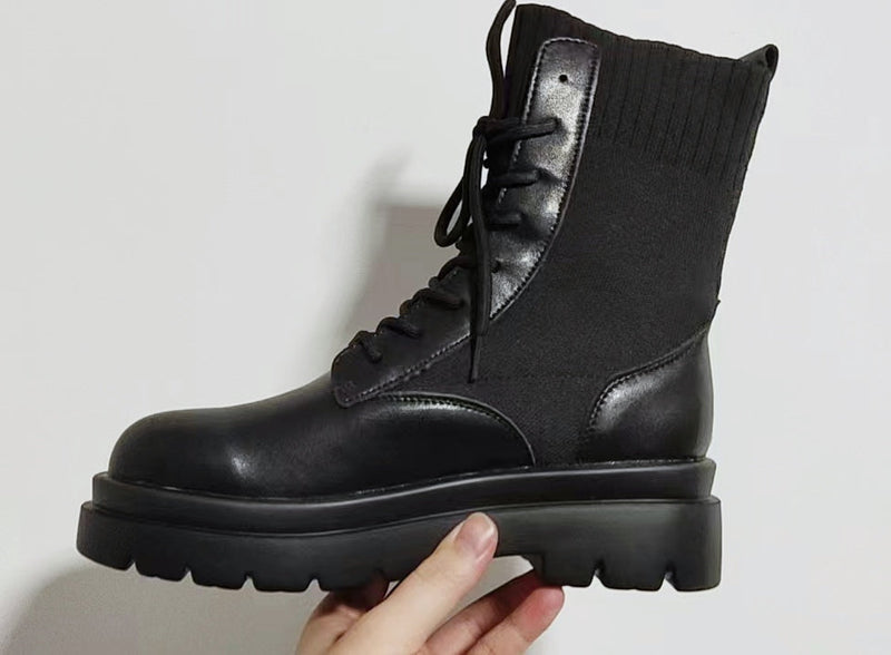 Beautifully Finished Boots in a Timeless Design