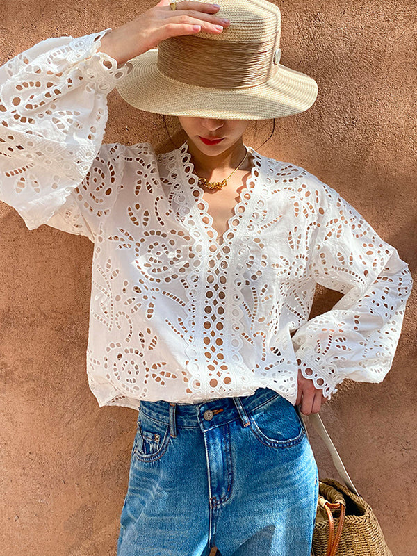 Beautifully Finished Blouse in a Timeless Design