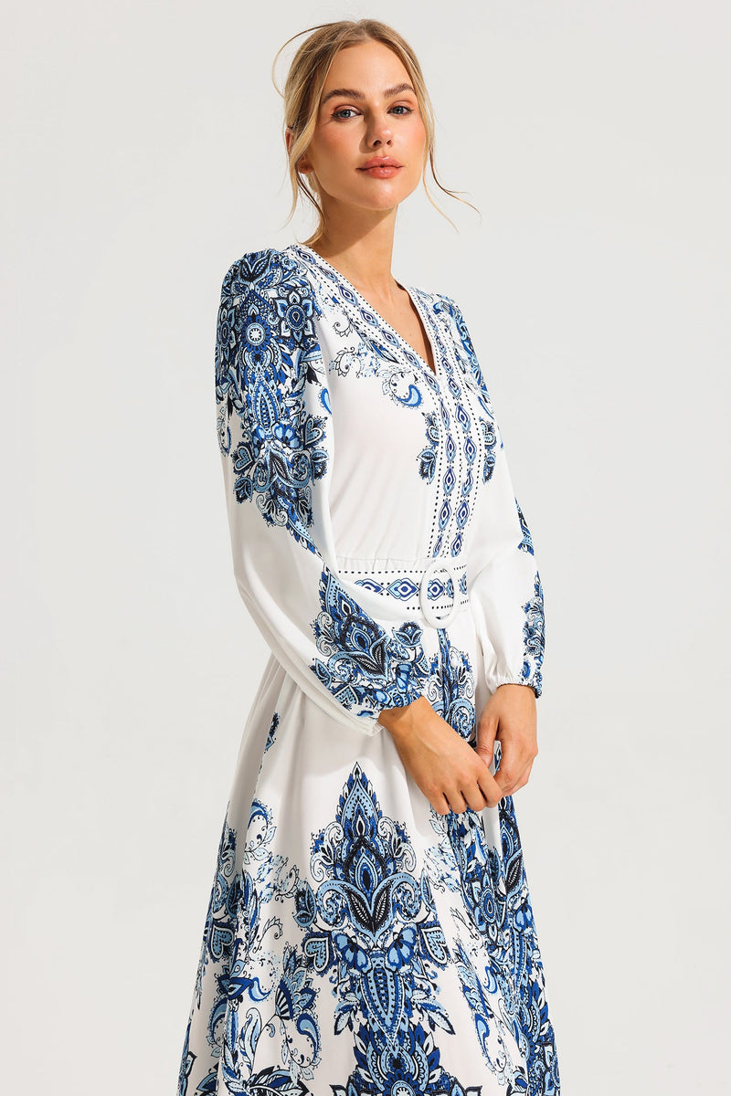A Vintage Style Dress with Delicate Timeless Details