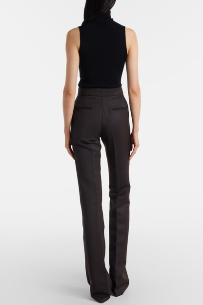 Gracefully Styled Pants for Any Occasion