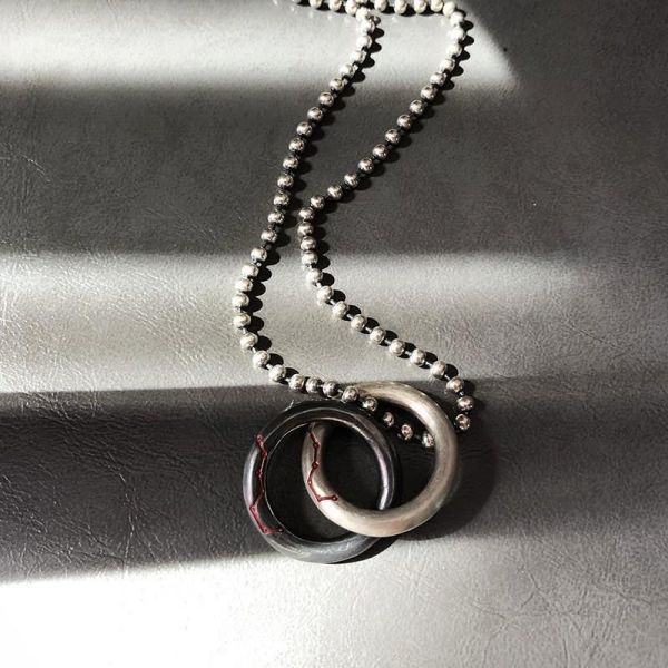 Effortlessly Elegant Garment with a Timeless Design