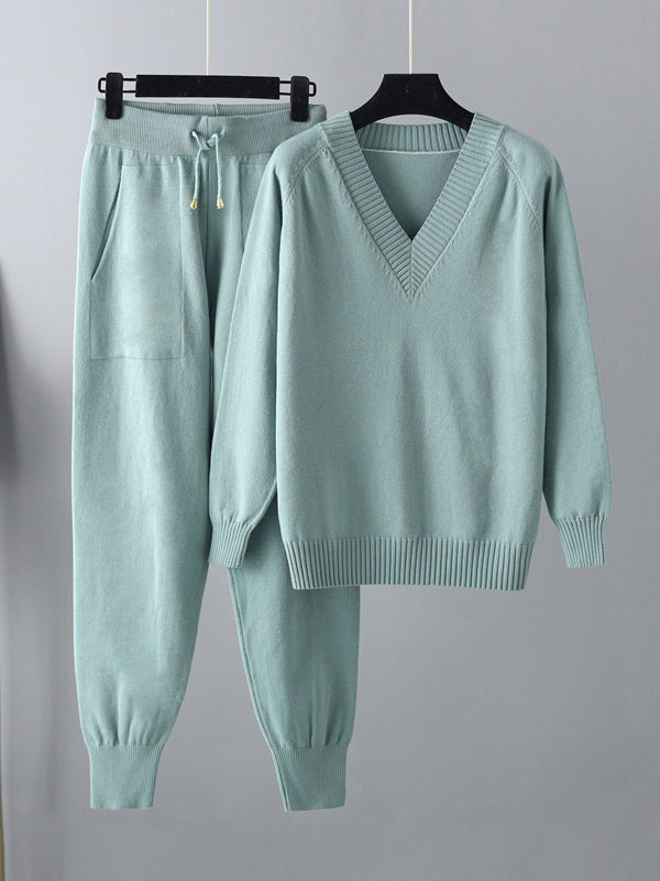 Polished Sweater with an Effortless Classic Look