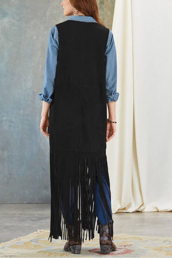 Beautifully Finished Coat in a Timeless Design