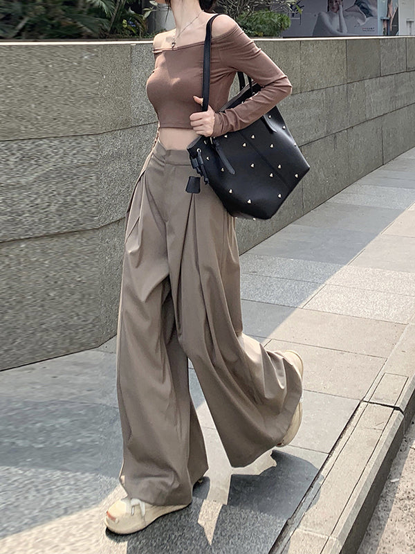 Elegantly Styled Pants for Everyday Wear