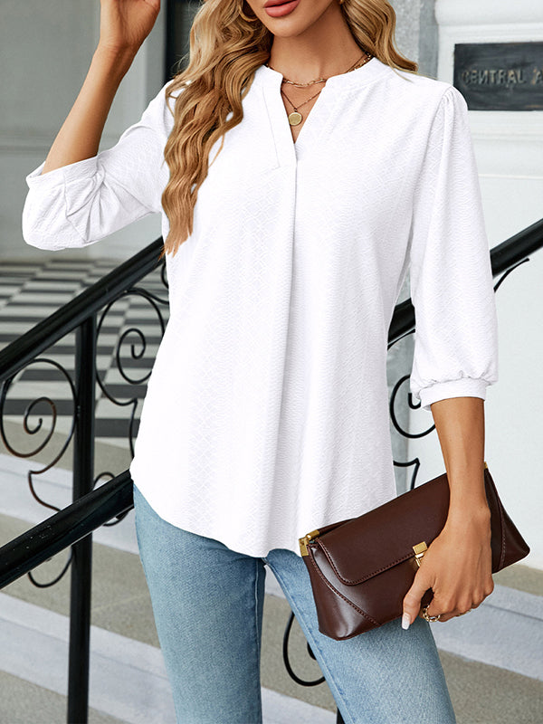 Classic Vintage T-Shirt with a Flattering Fit