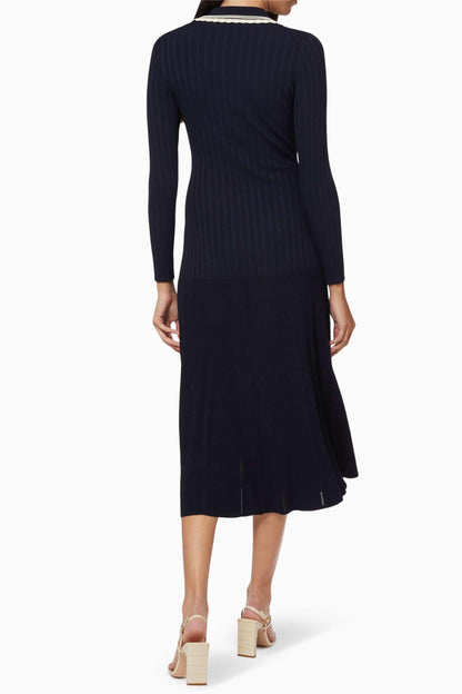 Sophisticated Dress with a Clean Classic Look
