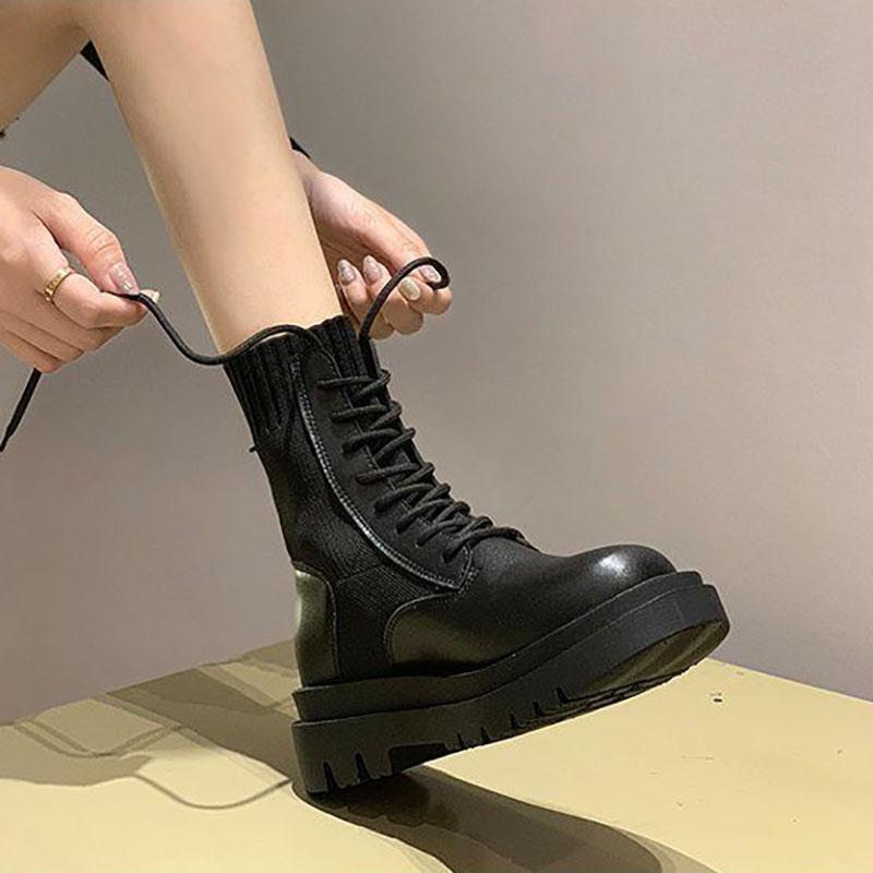 Beautifully Finished Boots in a Timeless Design