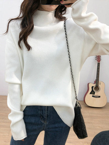 Classic Vintage Sweater with a Flattering Fit