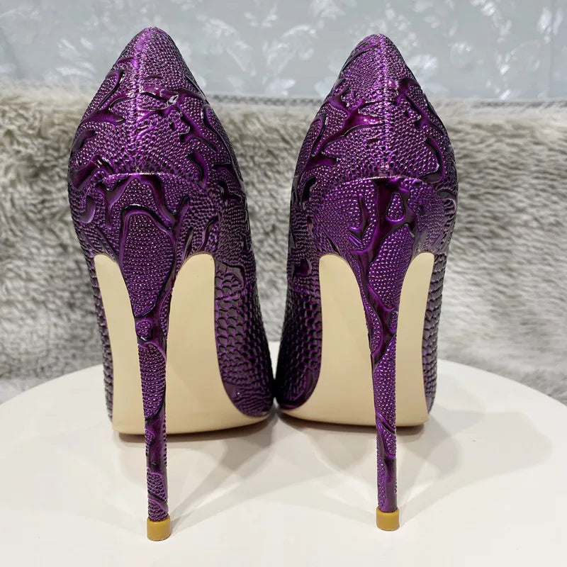 Well Tailored Shoes with a Graceful Silhouette