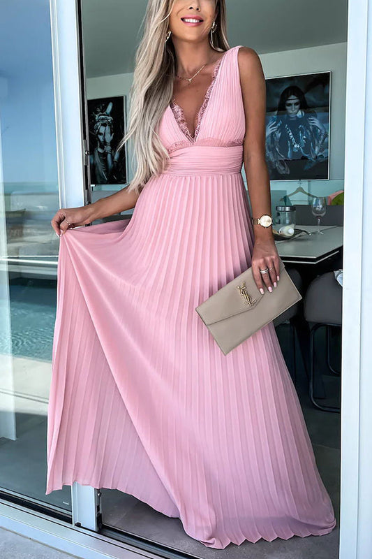 Polished Dress with an Effortless Classic Look