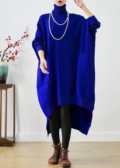 Classic Vintage Sweater with a Flattering Fit