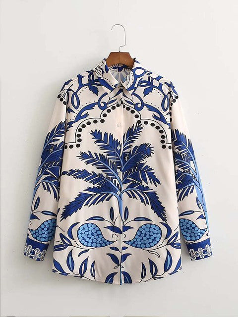 Beautifully Finished Blouse in a Timeless Design