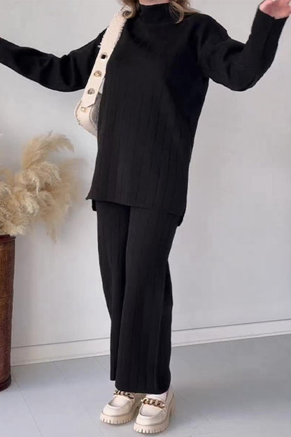 Effortlessly Elegant Garment with a Timeless Design