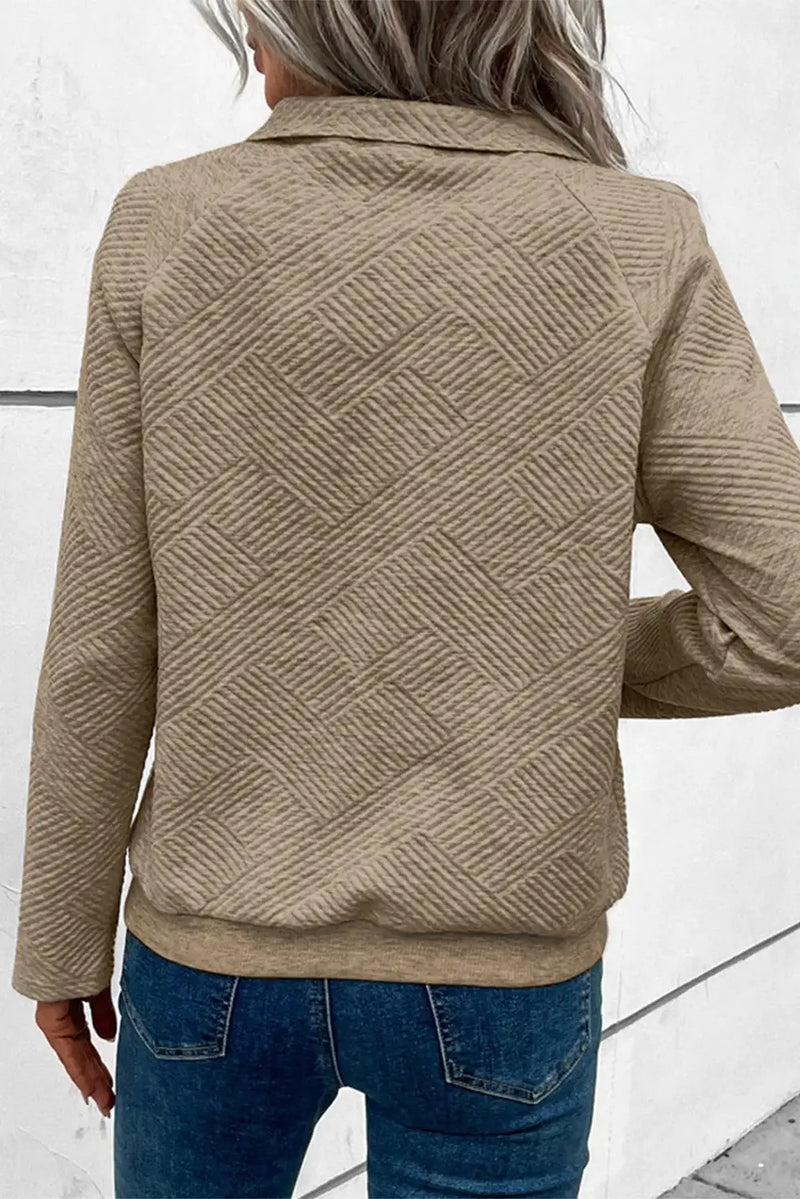 Classic Vintage Shirt with a Flattering Fit