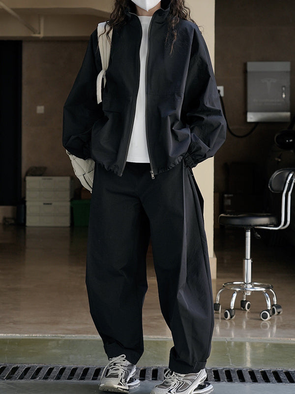 Well Tailored Pants with a Graceful Silhouette