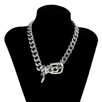 Beautifully Finished Garment in a Timeless Design