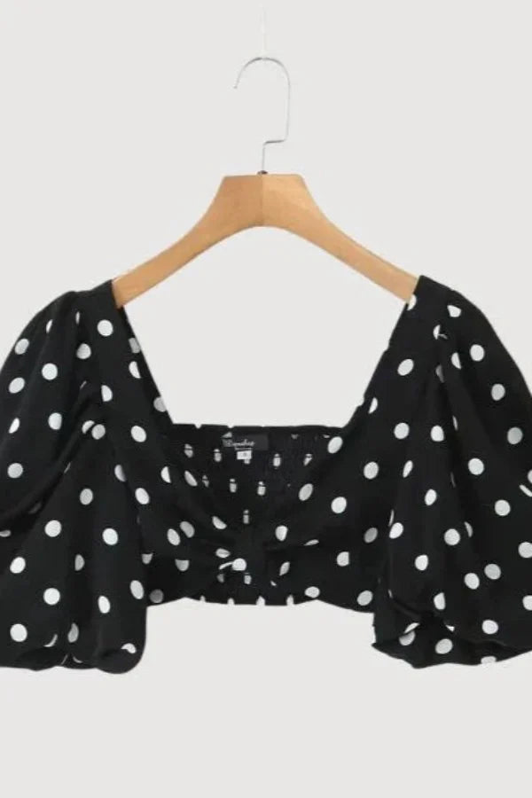 Gracefully Styled Garment for Any Occasion